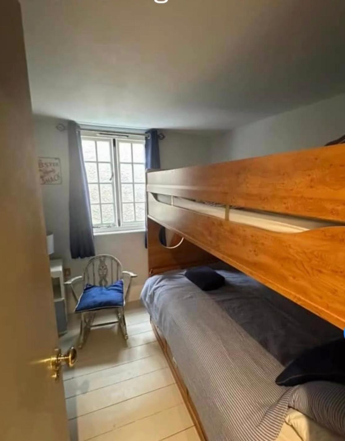 Little Monmouth 4 Bedroom Cottage, Old Town Lyme Regis, Dog Friendly And Parking Экстерьер фото