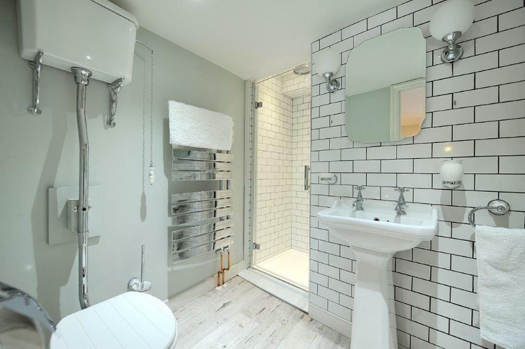 Little Monmouth 4 Bedroom Cottage, Old Town Lyme Regis, Dog Friendly And Parking Экстерьер фото